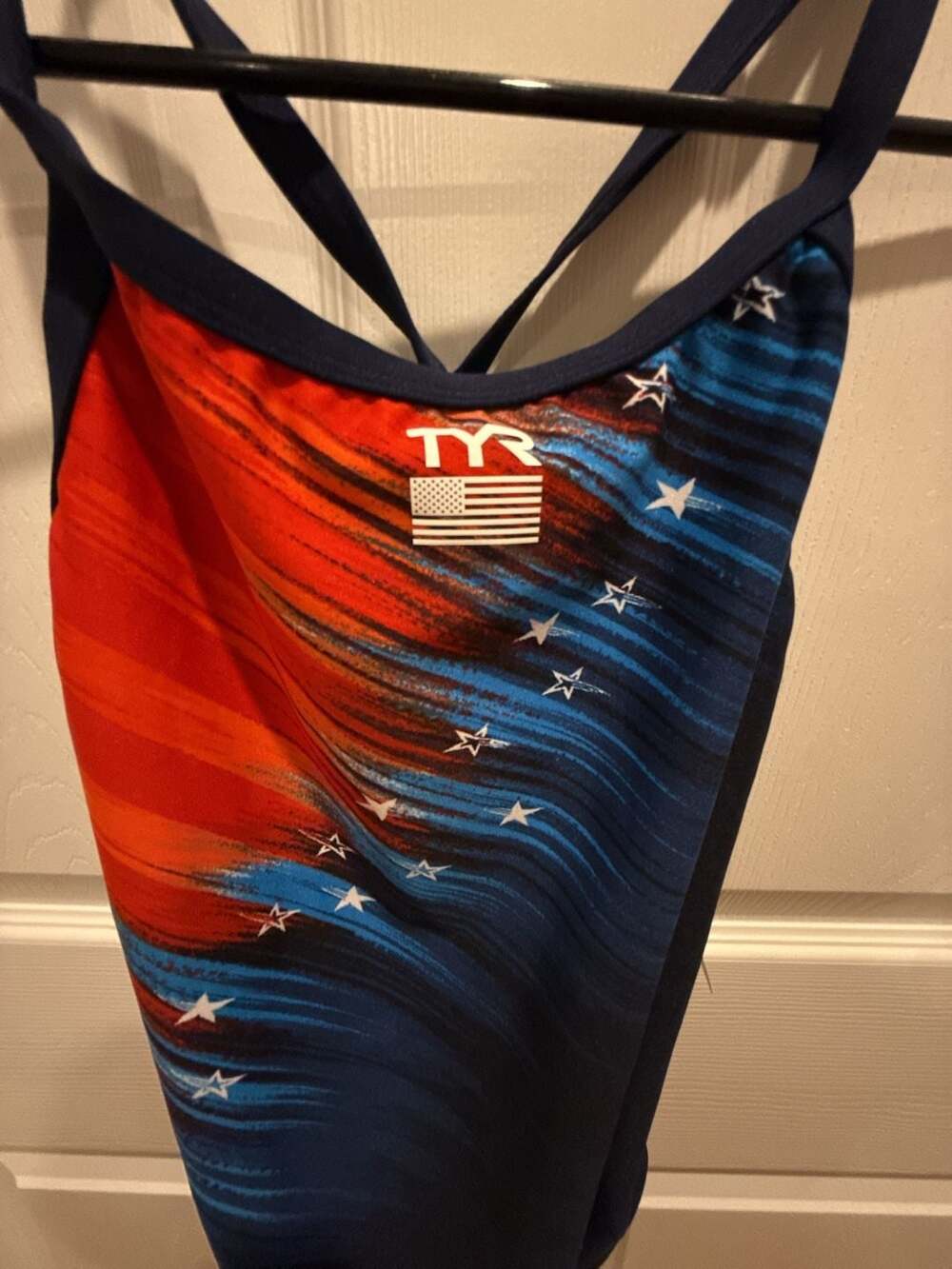 TYR Durafast Elite Women's Diamondfit Valiance Swimsuit Navy/Red Size L(36) - Picture 2 of 4